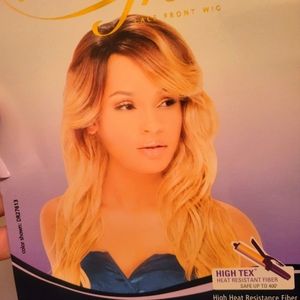 BRAND NEW OUTRE LACE FRONT UNIT "HONEY" DR27613